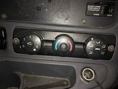 Freightliner Cascadia Heater / AC Temp Control