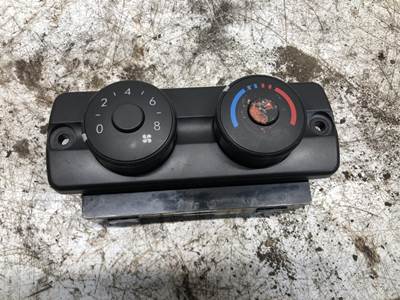 Freightliner Cascadia Heater / AC Temp Control