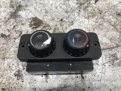 Freightliner Cascadia Heater / AC Temp Control