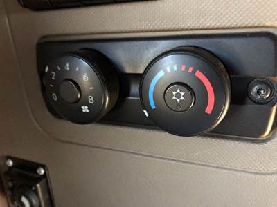 Freightliner Cascadia Heater / AC Temp Control