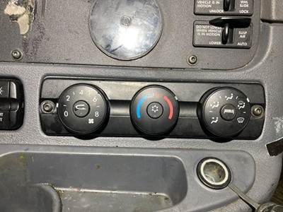Freightliner Cascadia Heater / AC Temp Control