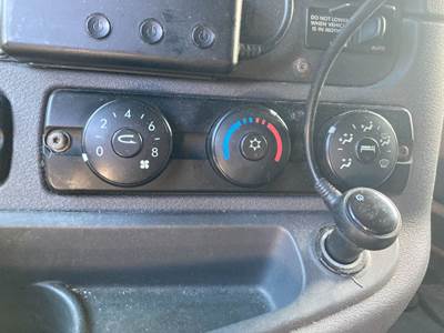 Freightliner Cascadia Heater / AC Temp Control