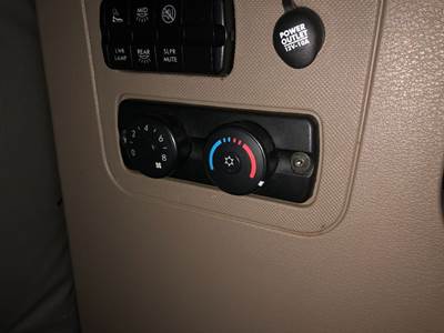 Freightliner Cascadia Heater / AC Temp Control