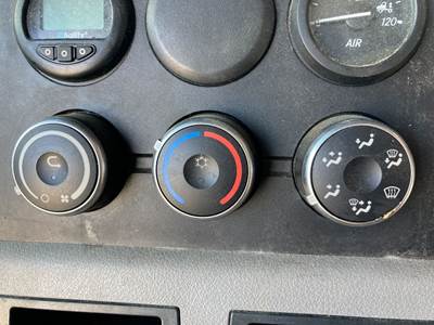 Freightliner Cascadia Heater / AC Temp Control