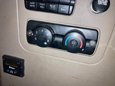 Freightliner Cascadia Heater / AC Temp Control