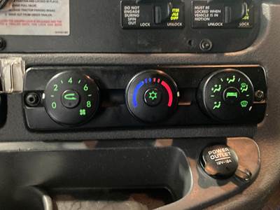 Freightliner Cascadia Heater / AC Temp Control