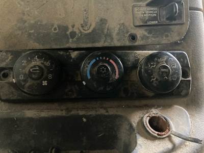Freightliner Cascadia Heater / AC Temp Control