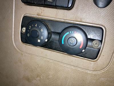 Freightliner Cascadia Heater / AC Temp Control