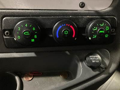 Freightliner Cascadia Heater / AC Temp Control