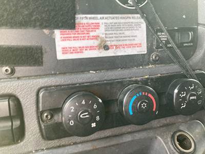 Freightliner Cascadia Heater / AC Temp Control