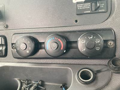 Freightliner Cascadia Heater / AC Temp Control