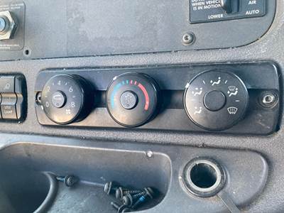 Freightliner Cascadia Heater / AC Temp Control