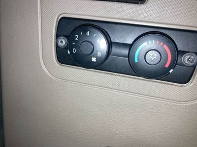 Freightliner Cascadia Heater / AC Temp Control