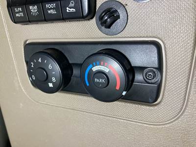 Freightliner Cascadia Heater / AC Temp Control