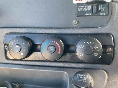 Freightliner Cascadia Heater / AC Temp Control