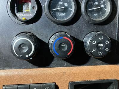 Freightliner Cascadia Heater / AC Temp Control