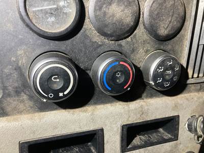 Freightliner Cascadia Heater / AC Temp Control
