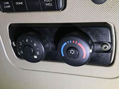 Freightliner Cascadia Heater / AC Temp Control