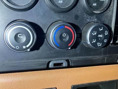 Freightliner Cascadia Heater / AC Temp Control