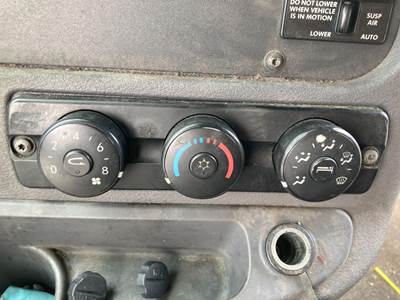 Freightliner Cascadia Heater / AC Temp Control