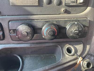 Freightliner Cascadia Heater / AC Temp Control