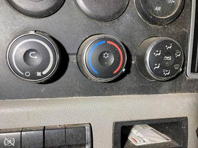 Freightliner Cascadia Heater / AC Temp Control