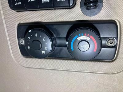 Freightliner Cascadia Heater / AC Temp Control