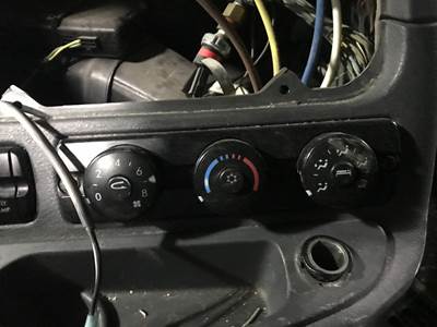 Freightliner Cascadia Heater / AC Temp Control