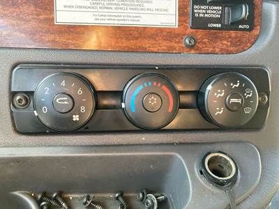 Freightliner Cascadia Heater / AC Temp Control