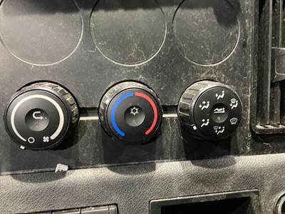 Freightliner Cascadia Heater / AC Temp Control