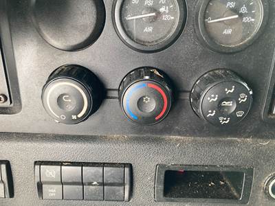 Freightliner Cascadia Heater / AC Temp Control