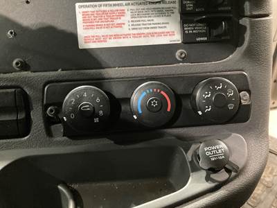 Freightliner Cascadia Heater / AC Temp Control
