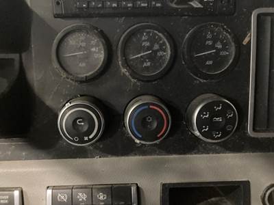 Freightliner Cascadia Heater / AC Temp Control