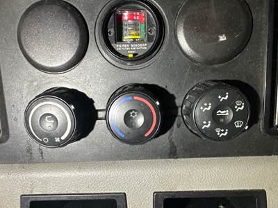 Freightliner Cascadia Heater / AC Temp Control