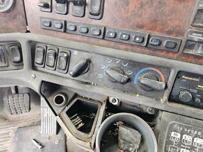 Freightliner Century Class 120 Heater / AC Temp Control for a Freightliner C120 Century