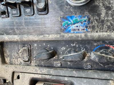 Freightliner Columbia 120 Heater / AC Temp Control