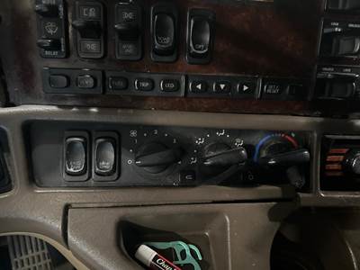 Freightliner Coronado Heater / AC Temp Control