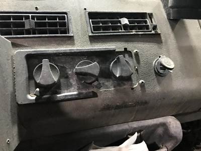 Freightliner FL112 Heater / AC Temp Control