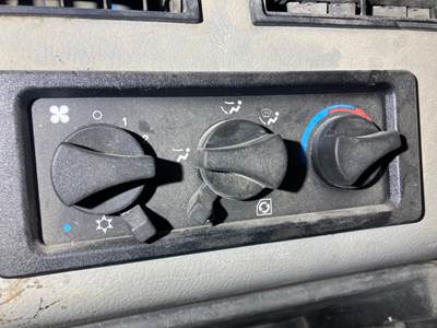 Freightliner FL112 Heater / AC Temp Control