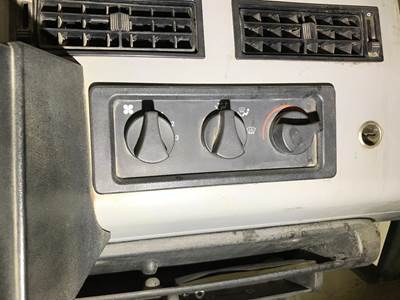 Freightliner FL70 Heater / AC Temp Control