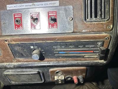 Freightliner FLD120 Heater / AC Temp Control