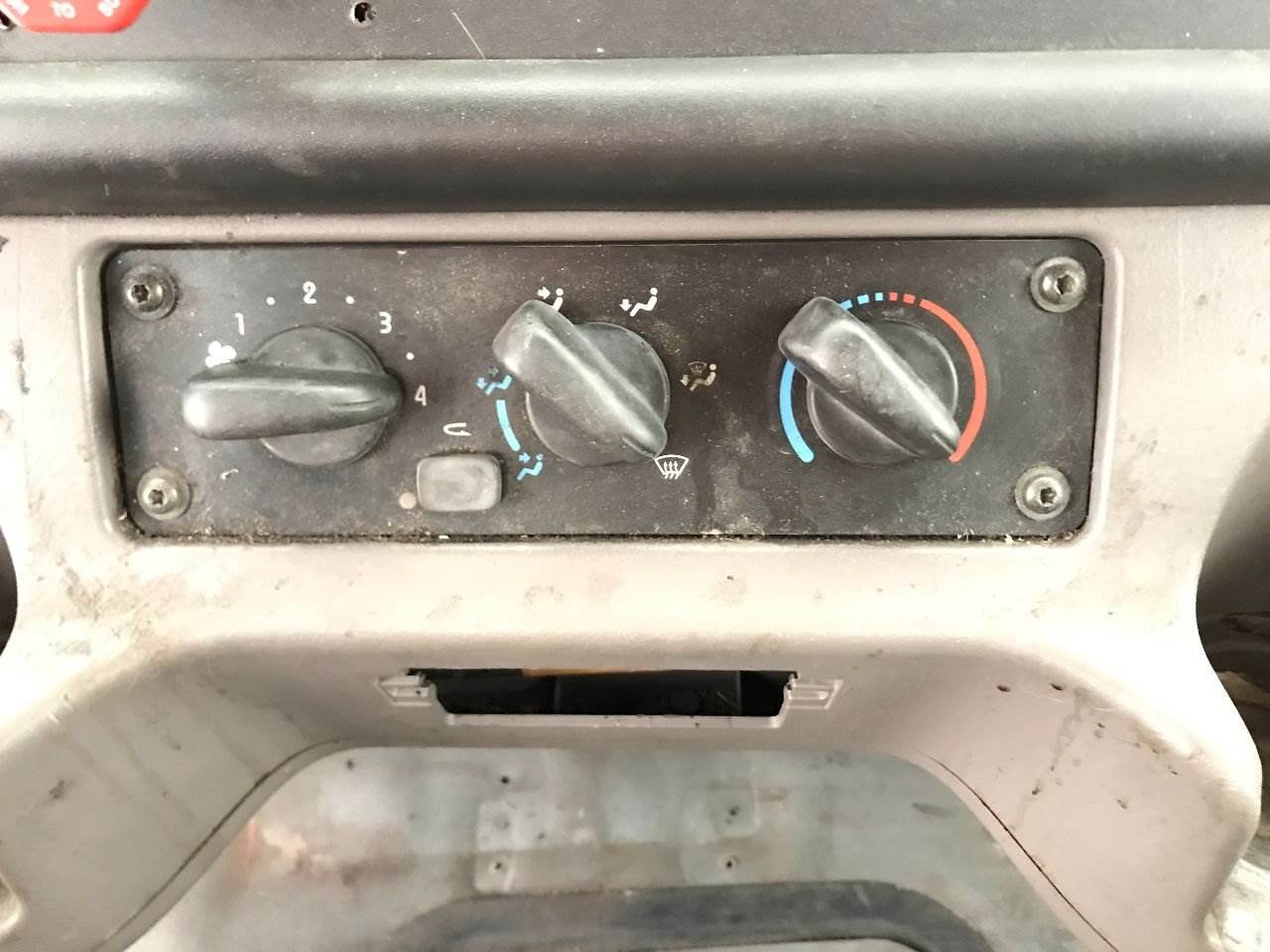2009 Freightliner M2 106 Heater / AC Temp Control For Sale Council