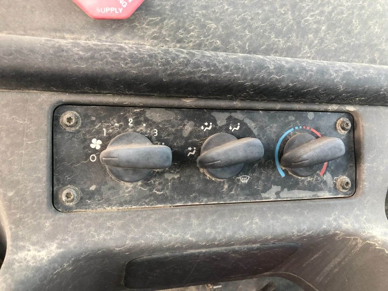 2003 Freightliner M2 106 Heater / AC Temp Control For Sale Council