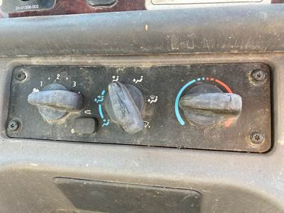 Freightliner M2 106 Heater / AC Temp Control