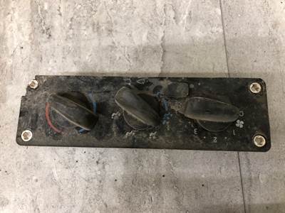 Freightliner M2 106 Heater / AC Temp Control