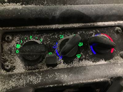 Freightliner M2 106 Heater / AC Temp Control