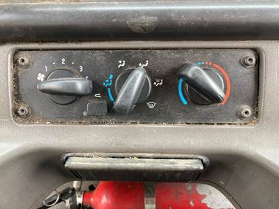 Freightliner M2 106 Heater / AC Temp Control