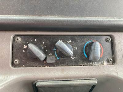 Freightliner M2 106 Heater / AC Temp Control