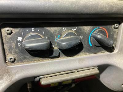 Freightliner M2 106 Heater / AC Temp Control