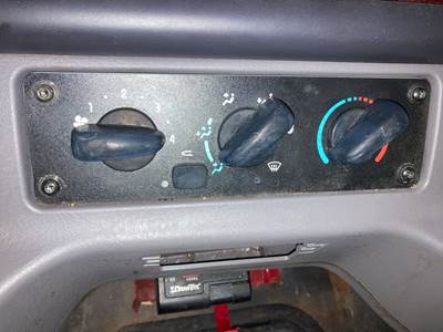 Freightliner M2 106 Heater / AC Temp Control